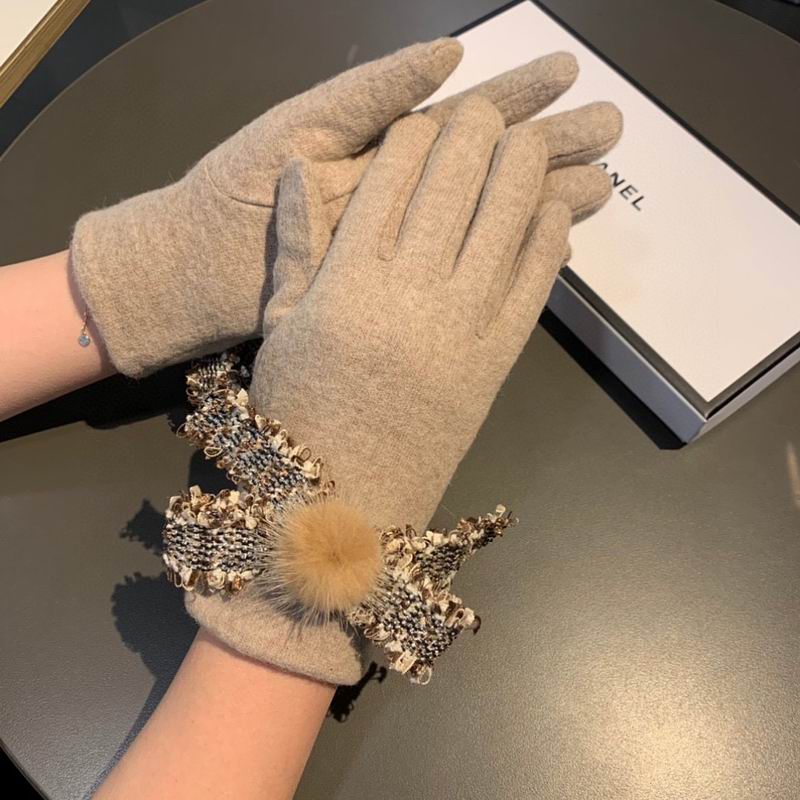 Chanel gloves hm75